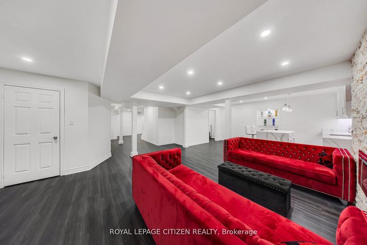 Photo 32 at 1882 Esterbrook Drive, Taunton, Oshawa