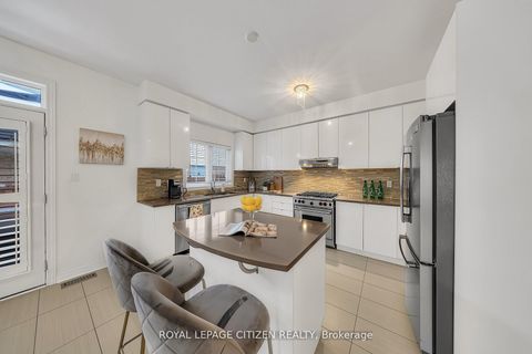 Photo 9 at 1882 Esterbrook Drive, Taunton, Oshawa