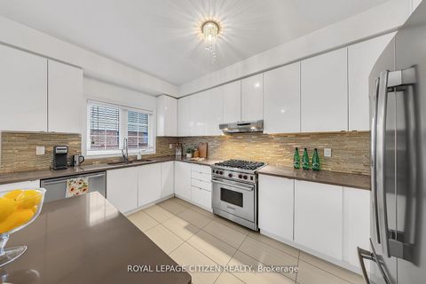 Photo 10 at 1882 Esterbrook Drive, Taunton, Oshawa