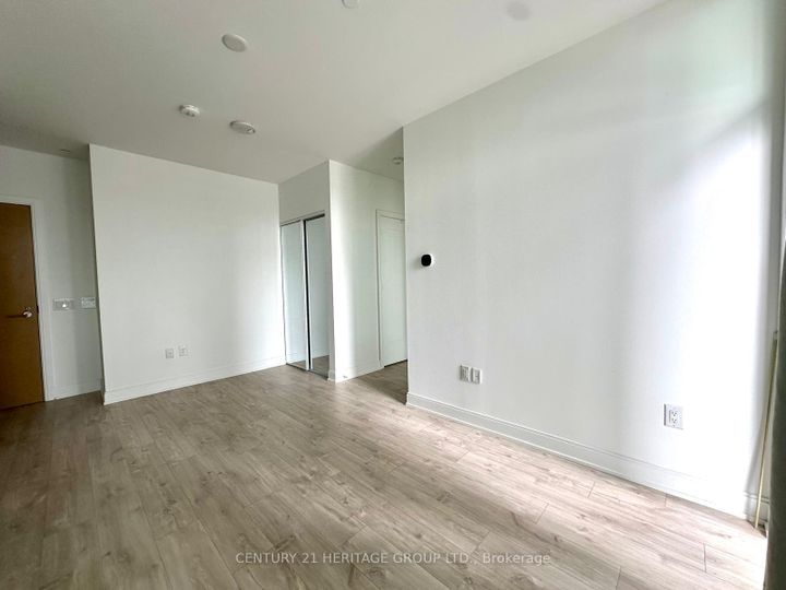 Photo 7 at 402 - 65 Annie Craig Drive, Mimico, Toronto