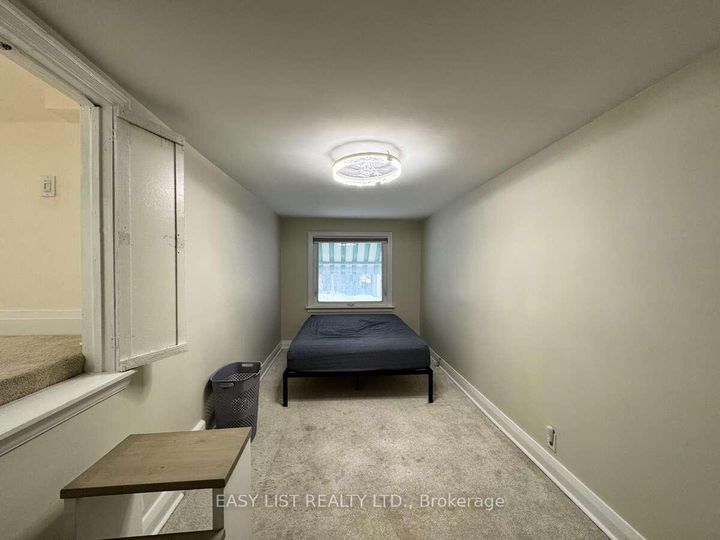 Photo 6 at 28 Inverleigh Drive, Queensway, Toronto