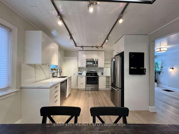 Photo 11 at 28 Inverleigh Drive, Queensway, Toronto