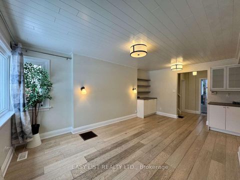 Photo 1 at 28 Inverleigh Drive, Queensway, Toronto