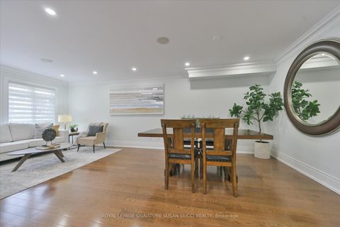 Photo 5 at 20 Cambrai Avenue, Lumsden, Toronto