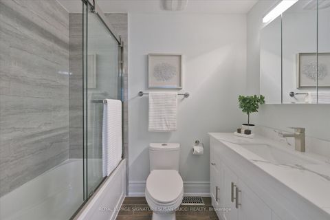 Photo 20 at 20 Cambrai Avenue, Lumsden, Toronto