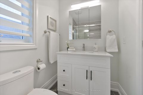 Photo 26 at 20 Cambrai Avenue, Lumsden, Toronto