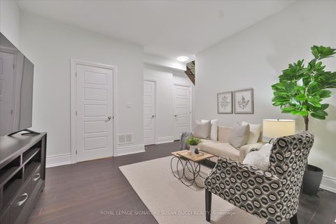 Photo 30 at 20 Cambrai Avenue, Lumsden, Toronto