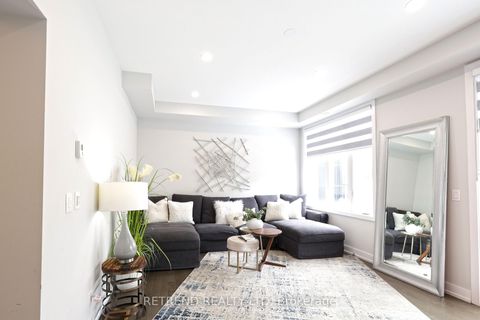 Photo 13 at 8 Guardhouse Crescent, Angus Glen, Markham