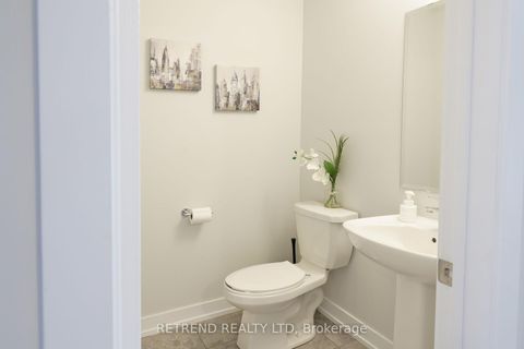 Photo 20 at 8 Guardhouse Crescent, Angus Glen, Markham