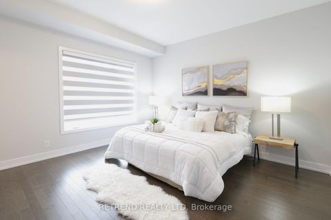 Photo 33 at 8 Guardhouse Crescent, Angus Glen, Markham