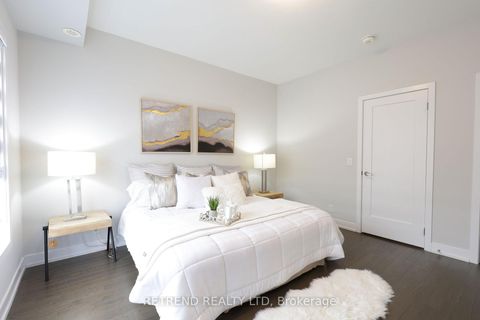 Photo 35 at 8 Guardhouse Crescent, Angus Glen, Markham