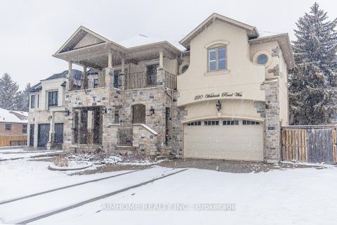 Photo 2 at 220 Weldrick Road W, Observatory, Richmond Hill