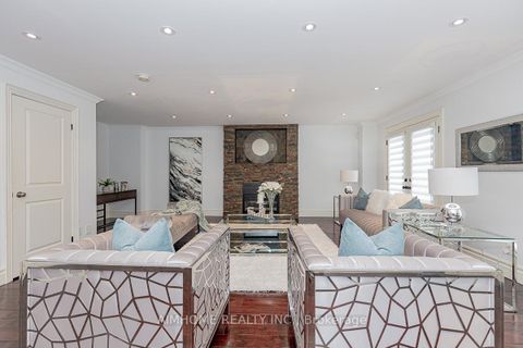 Photo 18 at 220 Weldrick Road W, Observatory, Richmond Hill