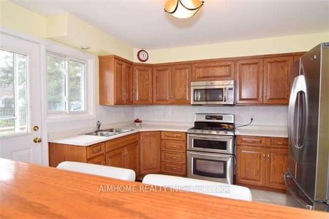 Photo 7 at 133 Church Street, Keswick North, Georgina