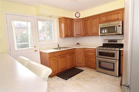 Photo 8 at 133 Church Street, Keswick North, Georgina