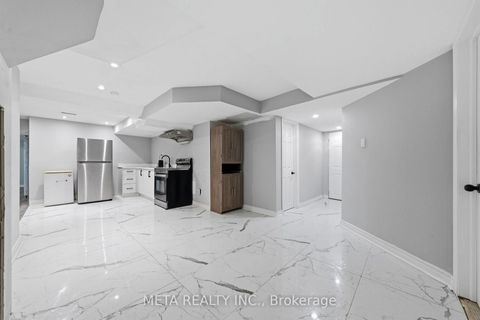 Photo 39 at 84 Boulderbrook Drive, Rouge E11, Toronto