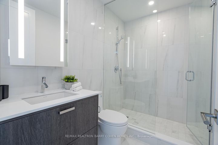 Photo 20 at 1008 - 397 Royal Orchard Boulevard, Royal Orchard, Markham