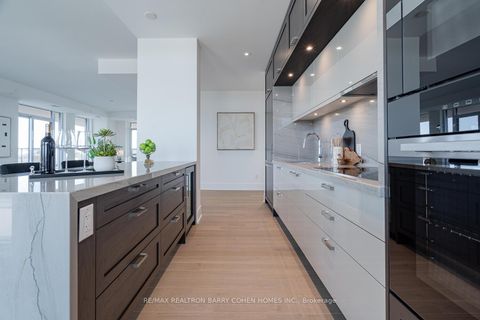 Photo 10 at 1008 - 397 Royal Orchard Boulevard, Royal Orchard, Markham