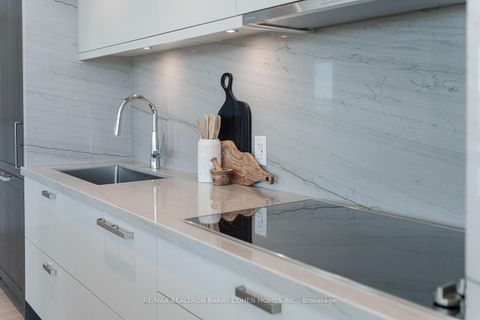 Photo 11 at 1008 - 397 Royal Orchard Boulevard, Royal Orchard, Markham