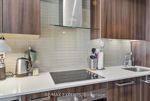 Photo 11 at 410 - 3018 Yonge Street, Lawrence Park South, Toronto