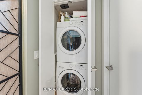 Photo 21 at 410 - 3018 Yonge Street, Lawrence Park South, Toronto