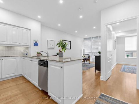 Photo 5 at 304 - 319 Merton Street, Mount Pleasant West, Toronto