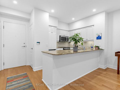 Photo 6 at 304 - 319 Merton Street, Mount Pleasant West, Toronto
