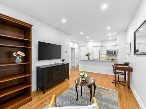 Photo 9 at 304 - 319 Merton Street, Mount Pleasant West, Toronto