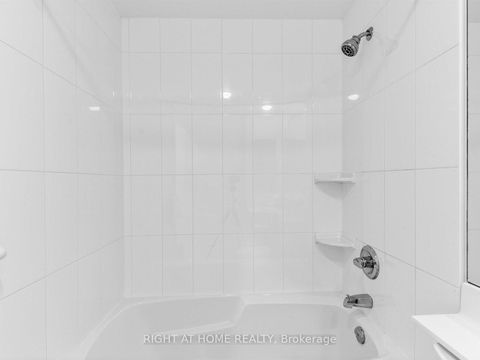 Photo 18 at 304 - 319 Merton Street, Mount Pleasant West, Toronto