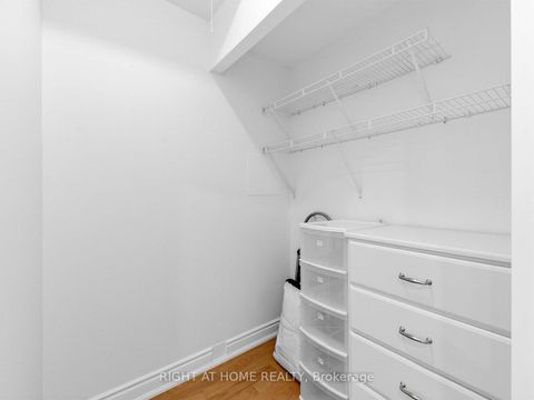 Photo 20 at 304 - 319 Merton Street, Mount Pleasant West, Toronto
