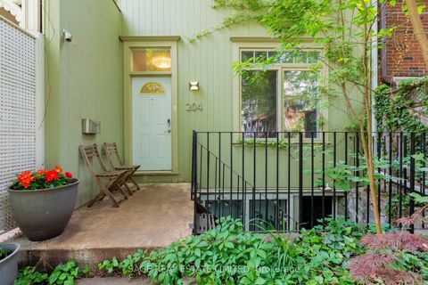 Photo 13 at 204 Berkeley Street, Moss Park, Toronto