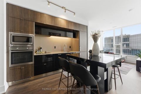 Photo 10 at 3807 - 10 York Street, Waterfront Communities C1, Toronto