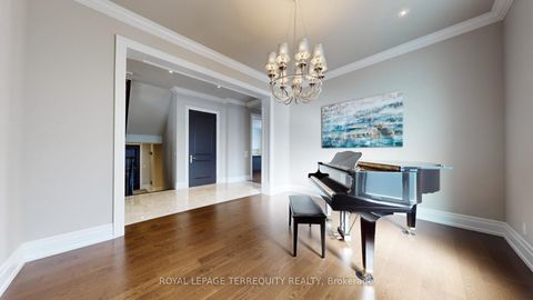 Photo 7 at 537 Marksbury Road, West Shore, Pickering