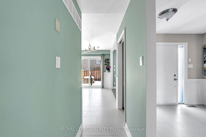 Photo 11 at 89 - 7080 COPENHAGEN Road, Meadowvale, Mississauga