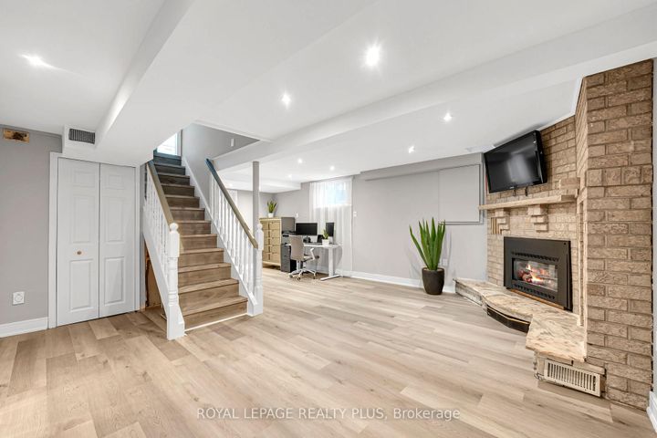 Photo 23 at 89 - 7080 COPENHAGEN Road, Meadowvale, Mississauga