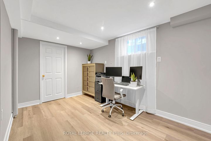 Photo 25 at 89 - 7080 COPENHAGEN Road, Meadowvale, Mississauga