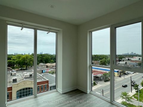 Photo 7 at 703 - 2300 St. Clair Avenue W, Junction Area, Toronto