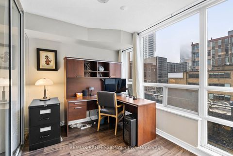 Photo 15 at 608 - 43 Eglinton Avenue E, Mount Pleasant West, Toronto