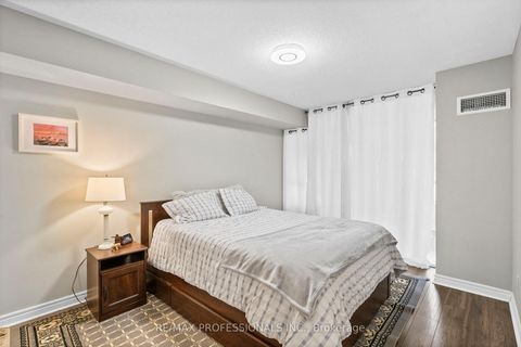 Photo 21 at 608 - 43 Eglinton Avenue E, Mount Pleasant West, Toronto