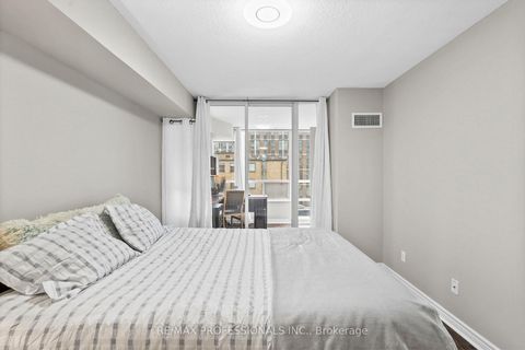 Photo 23 at 608 - 43 Eglinton Avenue E, Mount Pleasant West, Toronto