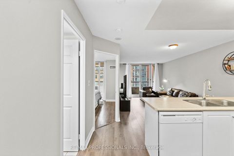 Photo 25 at 608 - 43 Eglinton Avenue E, Mount Pleasant West, Toronto