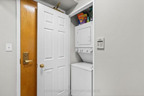 Photo 26 at 608 - 43 Eglinton Avenue E, Mount Pleasant West, Toronto