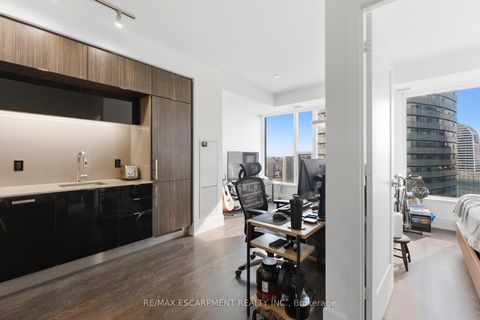 Photo 23 at 5512 - 10 YORK Street, Waterfront Communities C1, Toronto