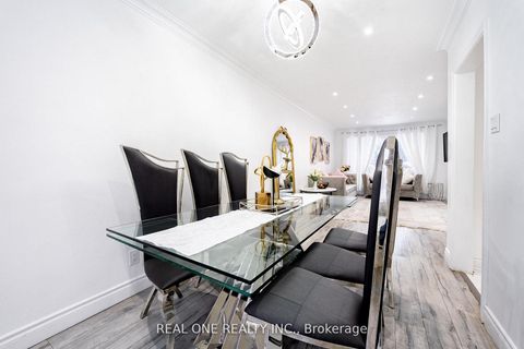 Photo 6 at 18 Courton Drive, Maryvale, Toronto