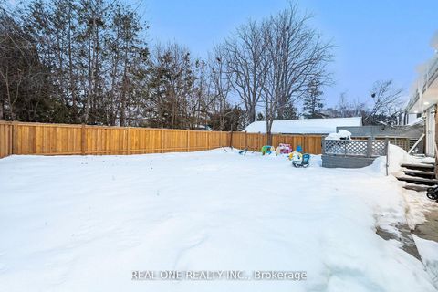 Photo 29 at 18 Courton Drive, Maryvale, Toronto