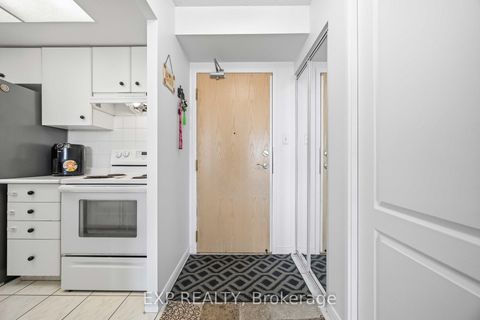 Photo 6 at 884 - 1 Greystone Walk Drive, Kennedy Park, Toronto