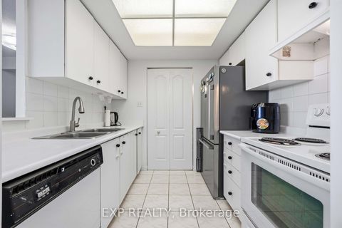 Photo 19 at 884 - 1 Greystone Walk Drive, Kennedy Park, Toronto