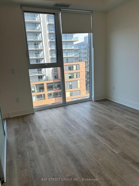 Photo 13 at 185 Deerfield Drive, Central Newmarket, Newmarket