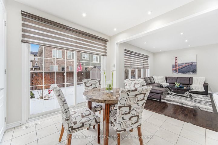 Photo 16 at 28 Enford Crescent, Northwest Brampton, Brampton