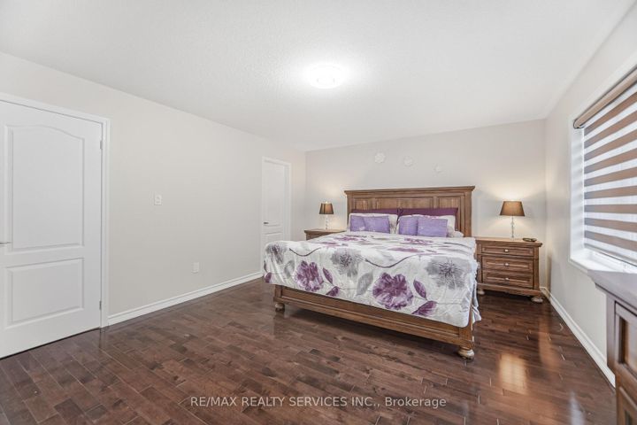 Photo 25 at 28 Enford Crescent, Northwest Brampton, Brampton